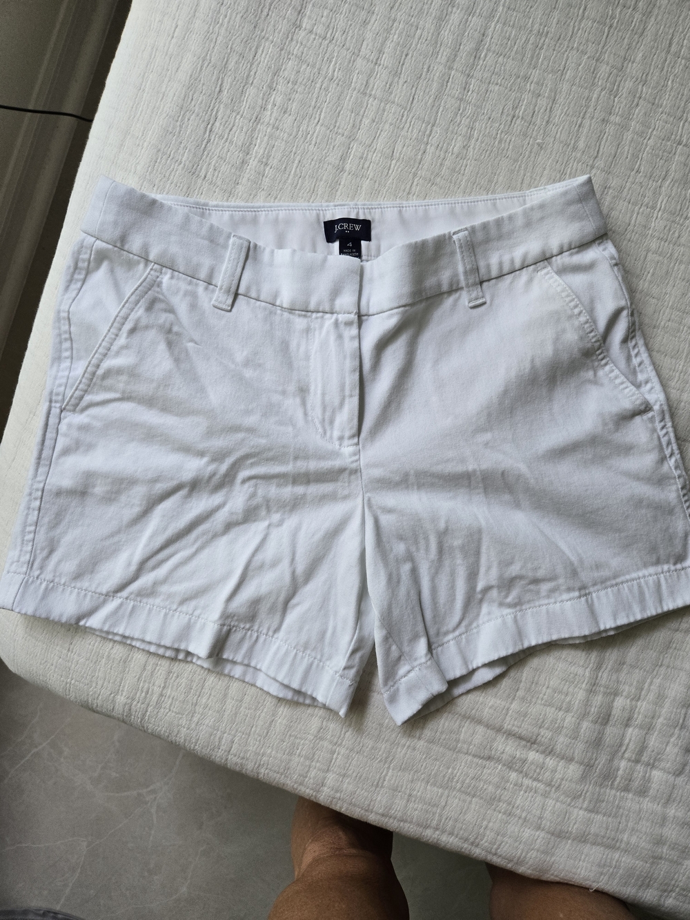 J. Crew White Women's Cotton Chino  Shorts. 4" Inseam.